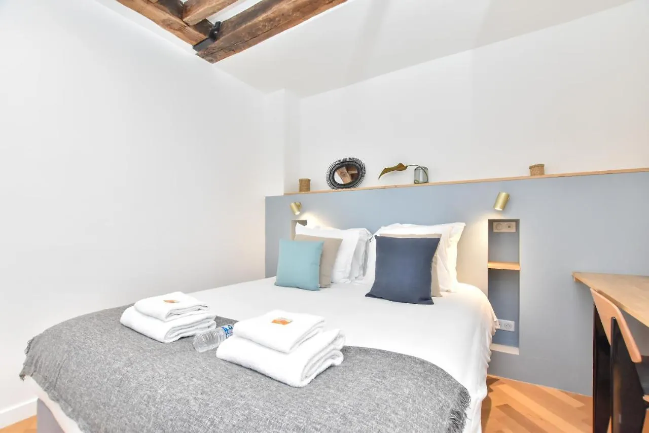 Authentic Apartment 1Br-4P Republique - Le Marais 파리