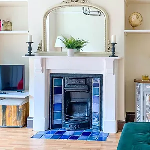 The Groves - Quaint Victorian - Free Parking , York United Kingdom