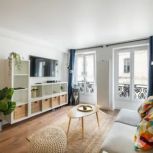 Super - Sentier - Air Conditioning Apartment