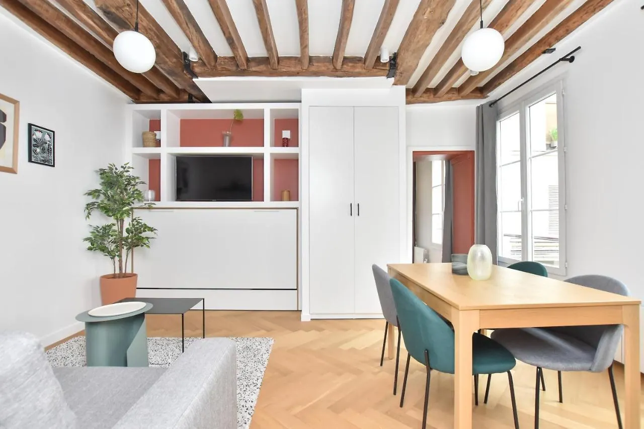 Authentic Apartment 1Br-4P Republique - Le Marais Paris
